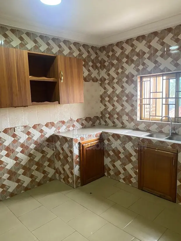 3 Bedroom Apartment for Rent, West Hills Mall Area - 1