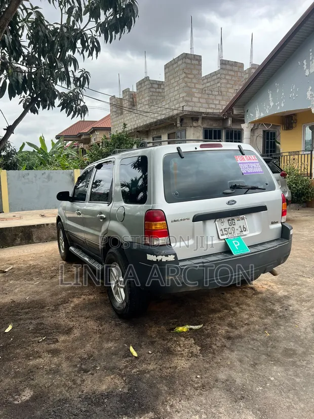 Ford Escape XLS 2006 Silver - 1