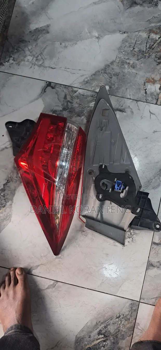 Toyota Corolla 2014 Japan LED Taillight Pair - 1