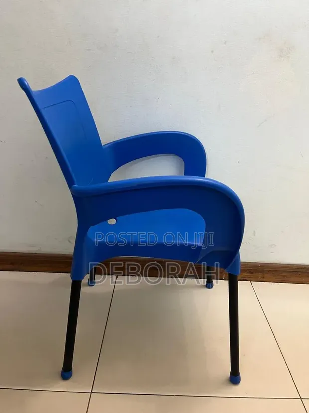 Relax Plastic Chairs with Metal Legs - 1