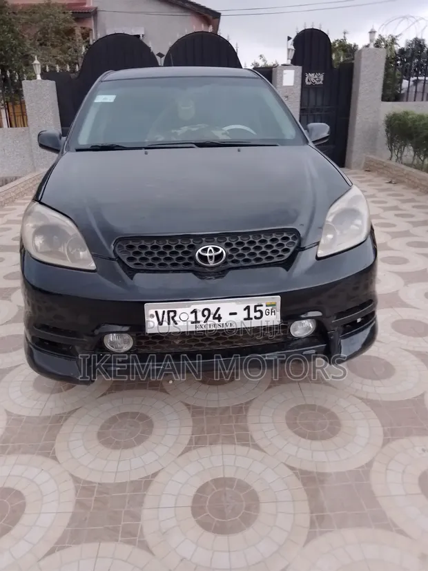 Toyota Matrix Hatchback 2010 Black - 1