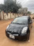 Toyota Vitz 1.3 FWD 5dr 2010 Black - 2