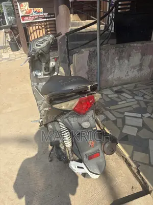 New SYM Jet 2023 Electric Scooter - Black