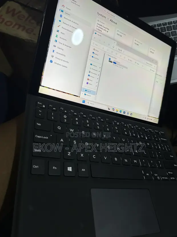 Dell Latitude 5290 2-in-1 Laptop - 1