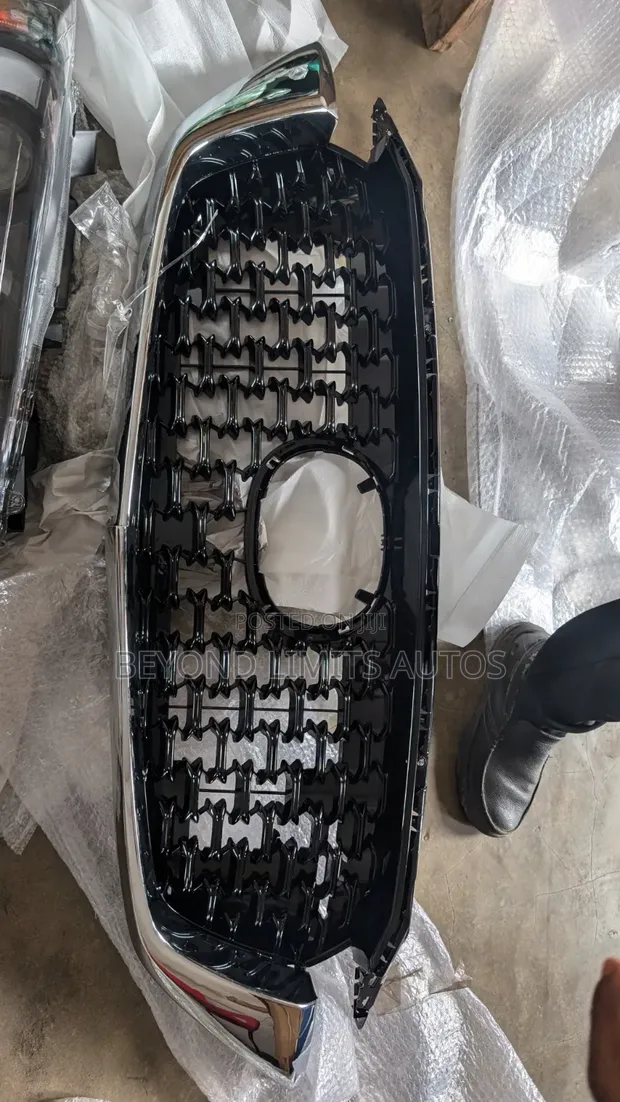 Mazda CX-5 2024 Front Grille - 1