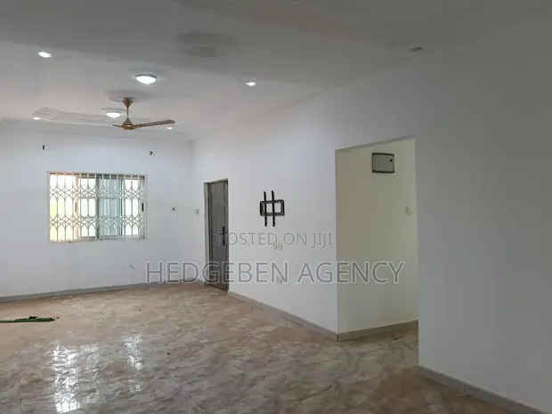 3 Bedroom Apartment for Rent in Adenta, Housing Down - 1