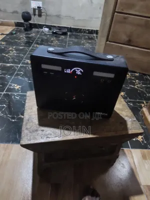 Portable Power Station 700W