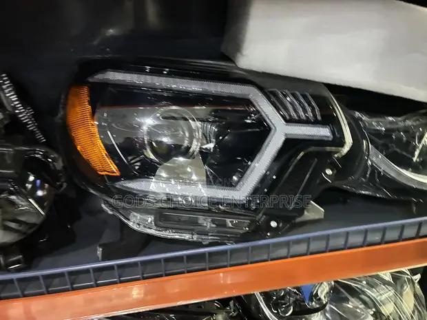 Toyota Tacoma Headlights 2008-2012 LED - 1