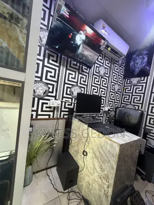 Container Shop for Rent/Sale - Madina Zongo Junction