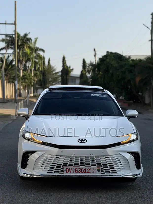 2025 Toyota Camry XSE HEV - 1