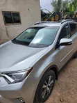 2016 Toyota RAV4 XLE AWD - 3