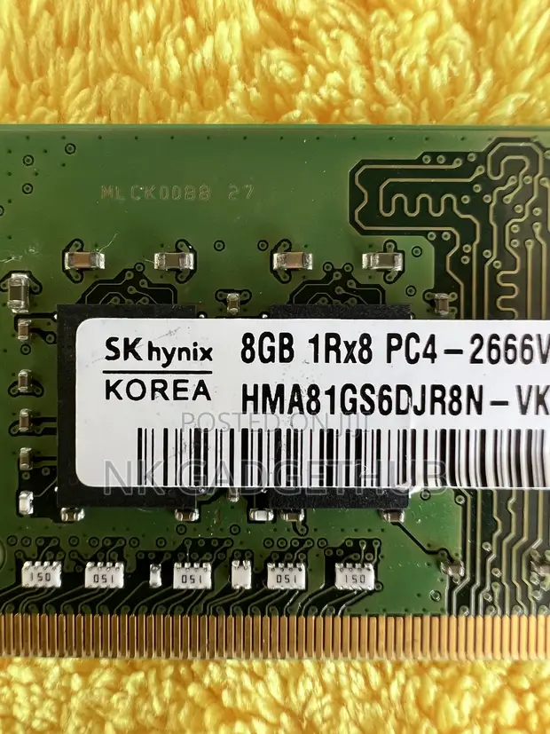SK Hynix 8GB DDR4 Laptop RAM (PC4-2666V) - 1