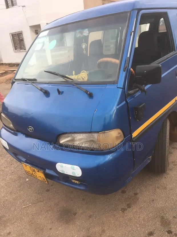 Hyundai H-100 2004 Blue - 1
