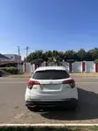 Honda Vezel 1.5 4WD 2020 White - 4