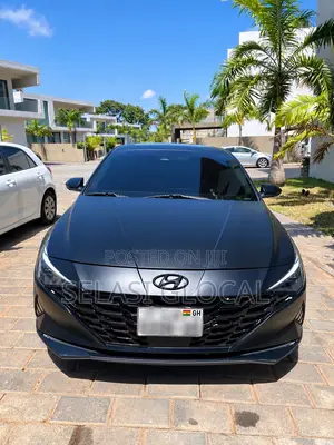 2021 Hyundai Elantra Limited - Black