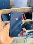 Apple iPhone XR 128GB Black - 2
