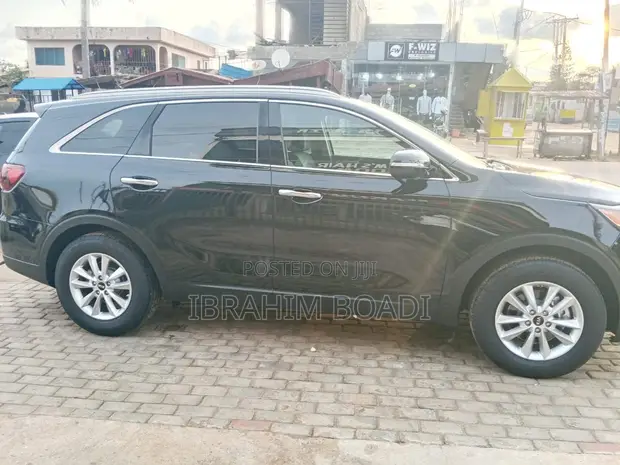 Kia Sorento 2.4L LX AWD 2019 Black - 1