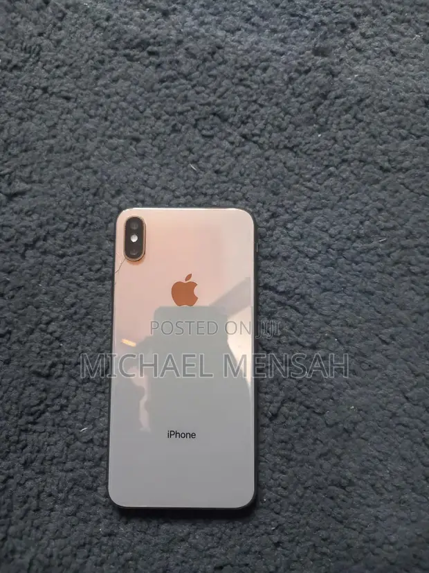 Apple iPhone XS Max 64GB Gold - 1