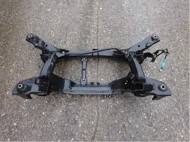 Mitsubishi Outlander Front Beam (2016-2021) - 1
