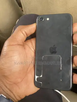 Apple iPhone SE (2020) 64GB Black