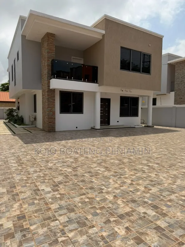 4 Bedroom House for Rent in School Junction - 1