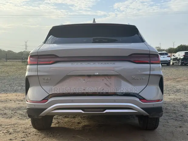 2023 BYD Song Plus 1.5 CVT Hybrid SUV - Off White - 1
