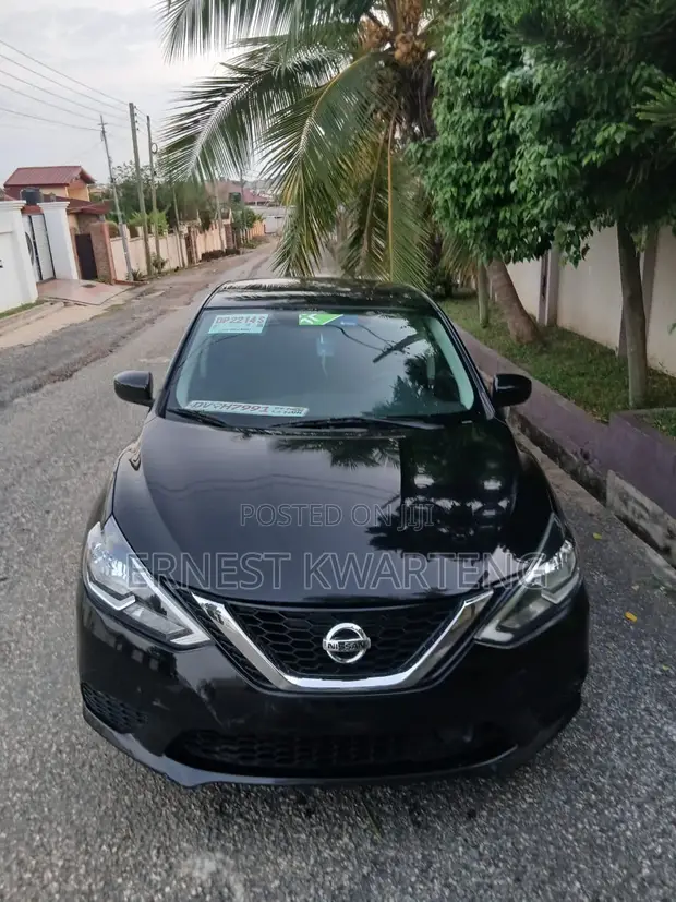 Nissan Sentra 2018 Black - 1