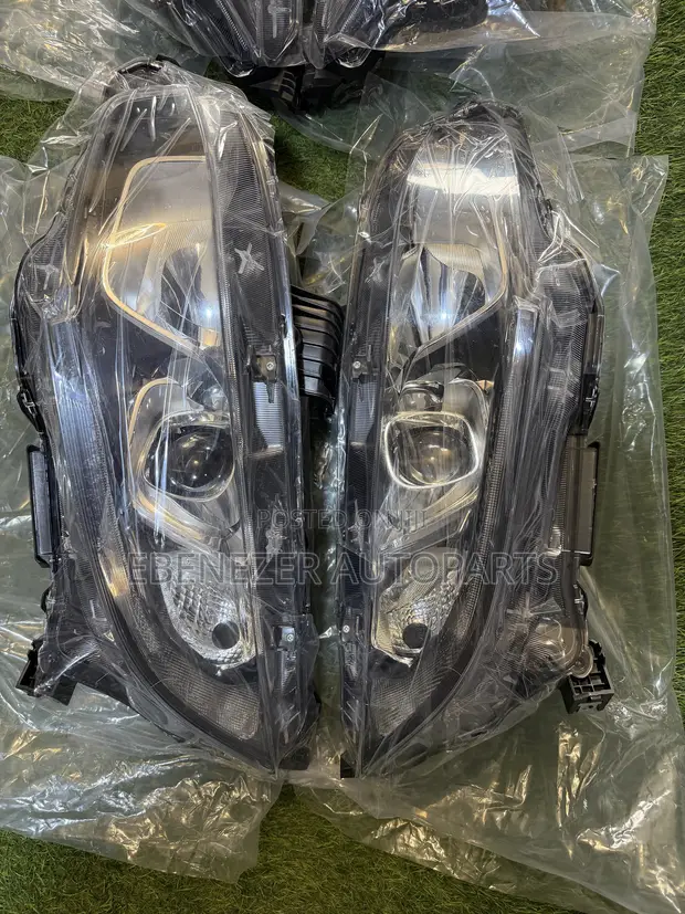 Honda Civic 2017 Headlights - 1