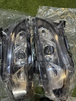 Honda Civic Headlight (2016-2018)