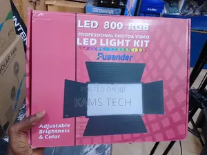 RGB 800 Professional Photo and Video Light