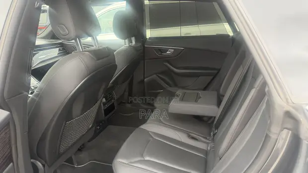 Audi Q8 2021 Beige - 1