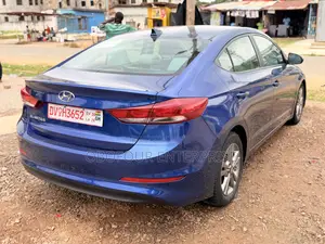 2017 Hyundai Elantra SE Sedan FWD