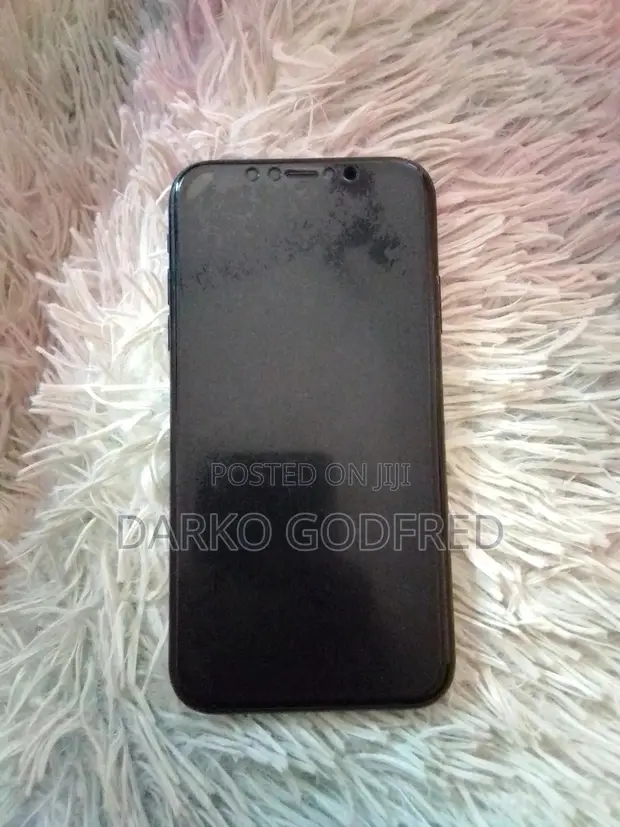Apple iPhone XR 64GB Black - 1
