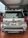 Toyota Land Cruiser Prado 2018 Silver - 1