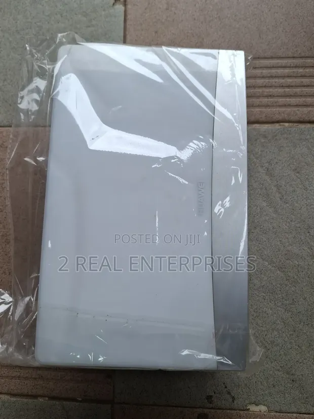 Huawei B593 4G LTE Wireless Wi-Fi Router (Unlocked) - 1