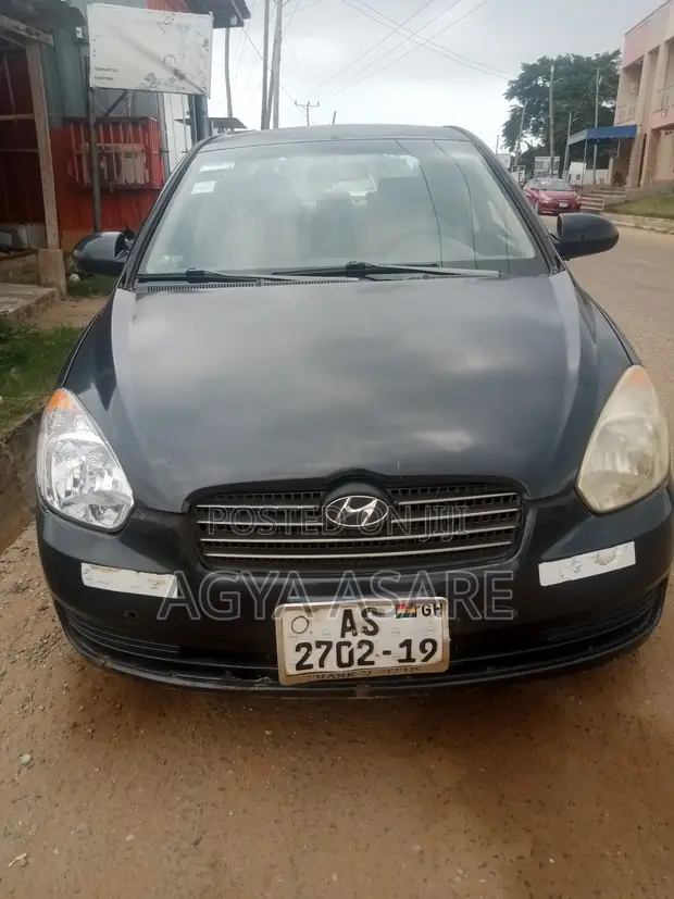 Hyundai Accent GLS Automatic 2010 Black - 1