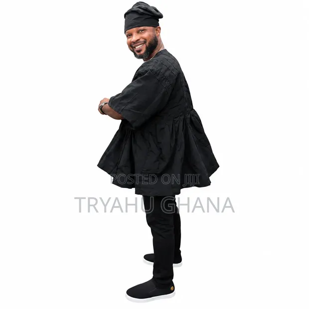 Tryahu Smock Hub: Men's Black Fugu & Batakari - 1