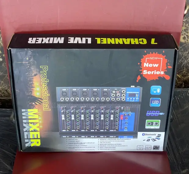 Yamaha 7-Channel Professional Live Mixer - 1