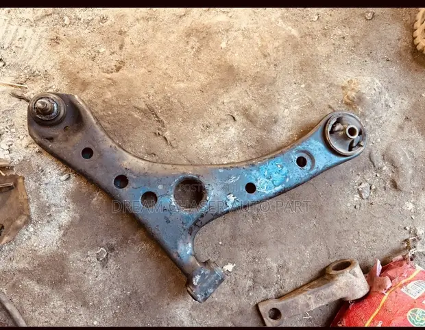 Toyota Voxy Front Lower Arm (Used) - 1