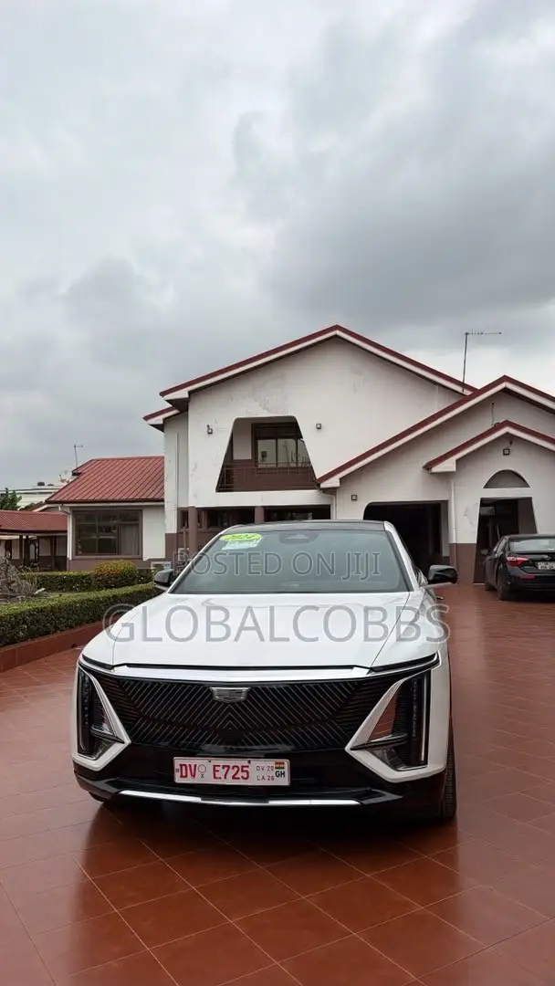 2024 Cadillac Lyriq 450E - 1