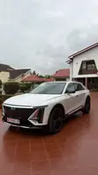 2024 Cadillac Lyriq 450E - 2