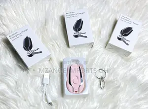 1500mAh Emergency Keychain Power Bank for iPhone & Type-C Android