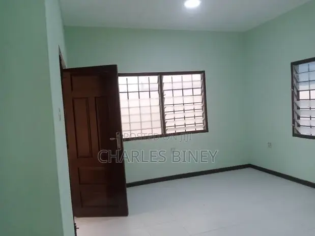 2 Bedroom Apartment for Rent in Old Barrier - 1