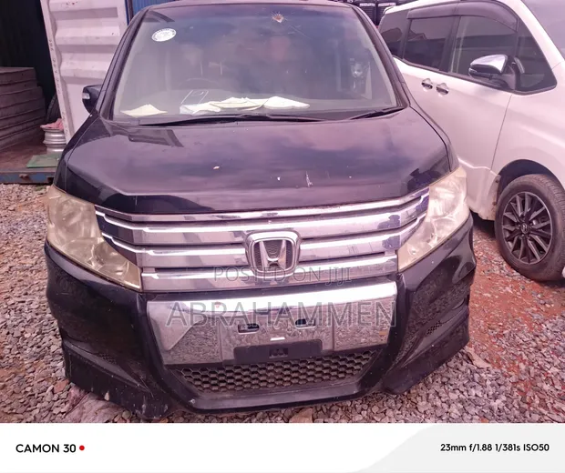 Honda Stepwgn 2012 Black - 1