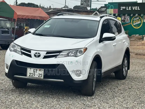 Toyota RAV4 2013 White - 1