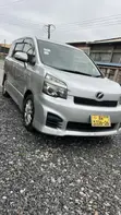 Toyota Voxy X L Edition 2WD 8-Seater 2012 Silver - 5