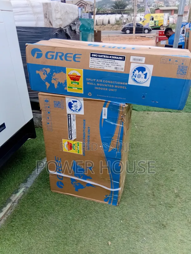 Gree 1.5HP Smart Split Air Conditioner - 1