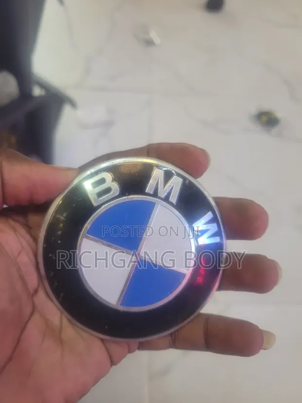 BMW Front Crown Original - 1