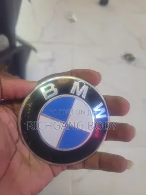 BMW Front Crown Original