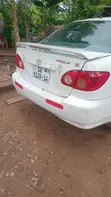 Toyota Corolla 2007 White - 2